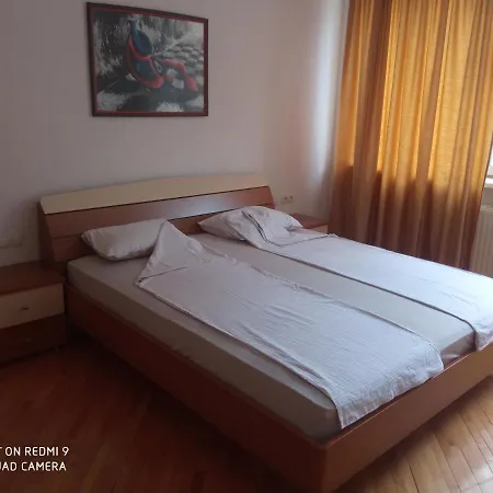 Apartman, Centar *