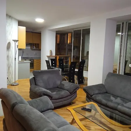 شقة Apartman, Centar